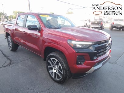 Used 2024 Chevrolet Colorado Z71 w/ Z71 Convenience Package 2