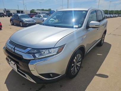 Used 2019 Mitsubishi Outlander SE