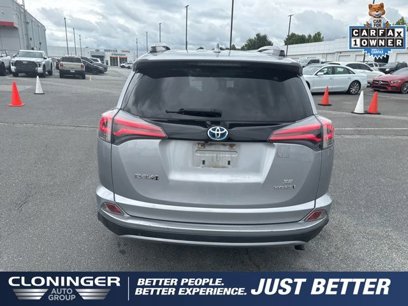 Used 2018 Toyota RAV4 SE