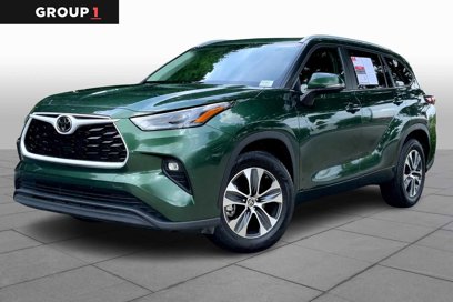 Used 2024 Toyota Highlander XLE