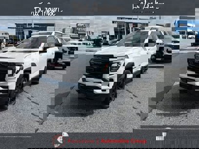 New 2025 GMC Terrain Elevation w/ Elevation Premium Package