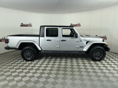 Used 2024 Jeep Gladiator Sport