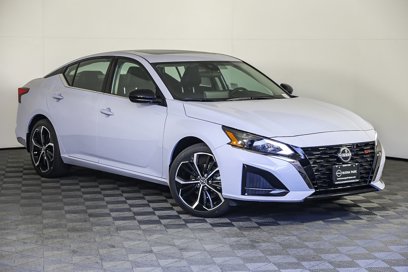 New 2025 Nissan Altima 2.5 SR w/ SR Premium Package