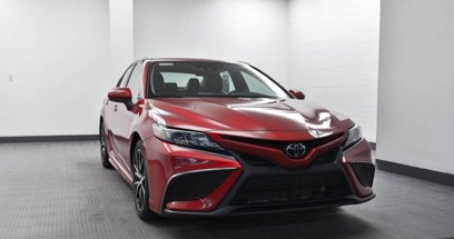 Used 2021 Toyota Camry SE