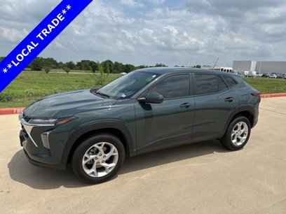 Used 2025 Chevrolet Trax LS w/ LS Convenience Package