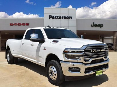 New 2025 RAM 3500 Laramie w/ Towing Technology Group