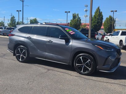 Used 2021 Toyota Highlander XSE
