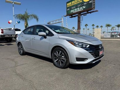 New 2025 Nissan Versa SV w/ Trunk Package