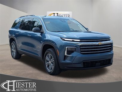 New 2025 Chevrolet Traverse LT w/ Enhanced Driving Package