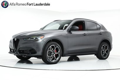 New 2025 Alfa Romeo Stelvio Sprint w/ Veloce Package