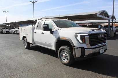 New 2025 GMC Sierra 2500 Pro w/ Convenience Package