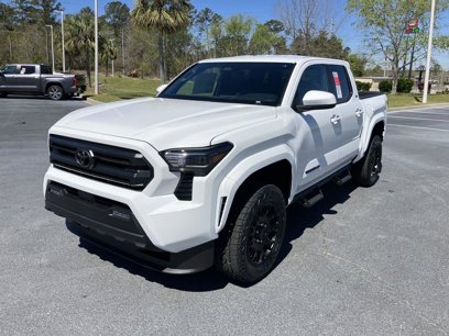New 2025 Toyota Tacoma SR5