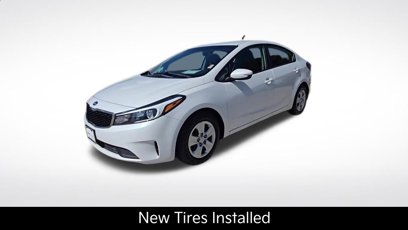 Certified 2017 Kia Forte LX w/ LX Popular Package
