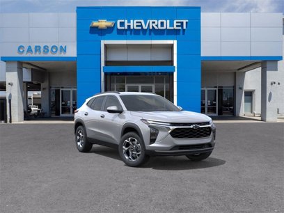 Used 2025 Chevrolet Trax LT w/ Driver Confidence Package