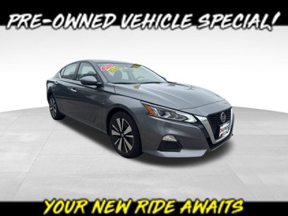 Used 2022 Nissan Altima 2.5 SV
