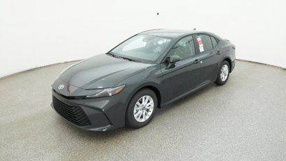 New 2025 Toyota Camry LE