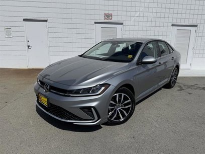 New 2025 Volkswagen Jetta SE