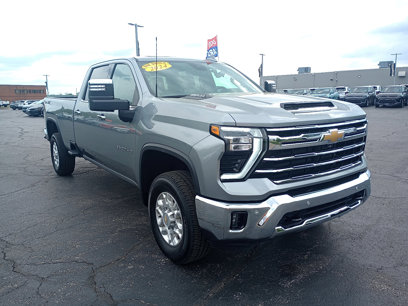 Used 2024 Chevrolet Silverado 3500 LTZ w/ LTZ Convenience Package
