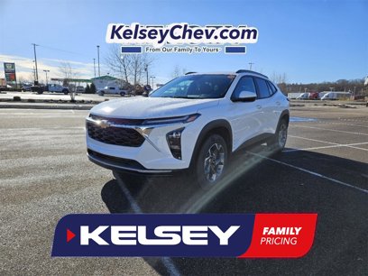 New 2025 Chevrolet Trax LT w/ Driver Confidence Package