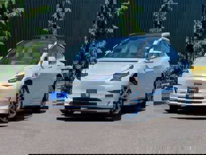 Used 2019 Tesla Model 3 Standard Range