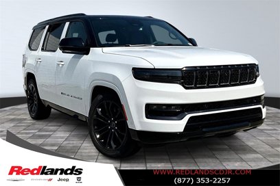 New 2024 Jeep Grand Wagoneer Series III w/ Rear Seat Video Group 1
