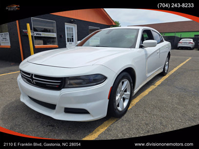 Used 2015 Dodge Charger SE