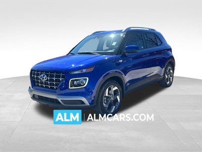Used 2022 Hyundai Venue Limited w/ Cargo Package