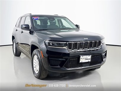Used 2023 Jeep Grand Cherokee Laredo