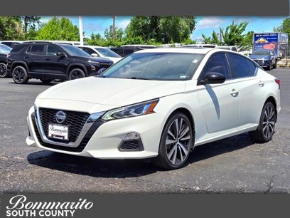 Used 2021 Nissan Altima 2.5 SR w/ SR Premium Package