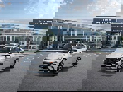 New 2025 Hyundai Elantra SEL
