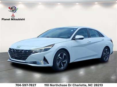 Used 2022 Hyundai Elantra SEL w/ Convenience + Premium Package