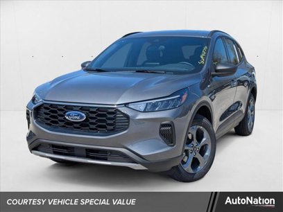 New 2025 Ford Escape ST-Line w/ Cold Weather Package