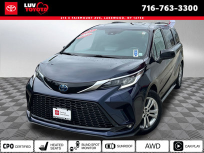 Certified 2022 Toyota Sienna XSE