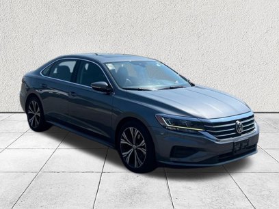 Used 2021 Volkswagen Passat 2.0T SE
