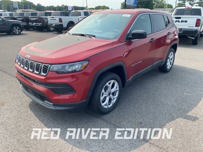 New 2025 Jeep Compass Sport w/ Mopar Graphics Package