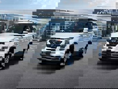 New 2025 Hyundai Venue SE