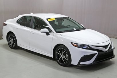 Used 2023 Toyota Camry SE