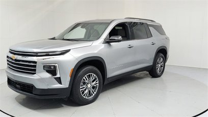 Used 2024 Chevrolet Traverse LT w/ Enhanced Driving Package