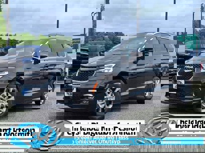 New 2025 Chrysler Pacifica Select
