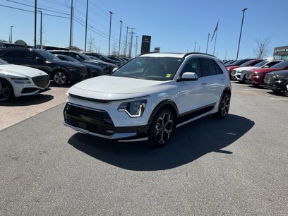 Used 2024 Kia Niro SX Touring