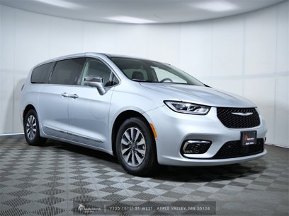 Used 2022 Chrysler Pacifica Limited
