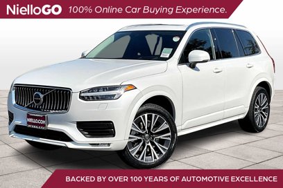 Used 2022 Volvo XC90 T6 Momentum w/ Advanced Package