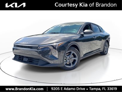 New 2025 Kia K4 LXS