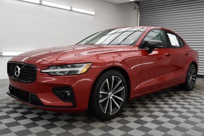 Used 2022 Volvo S60 B5 Momentum