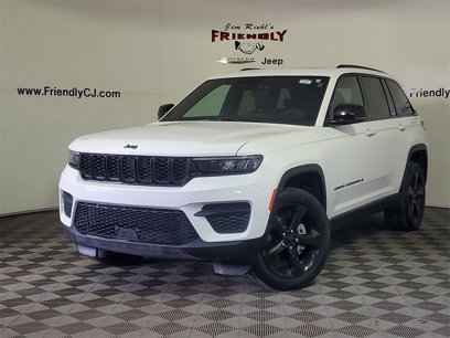 Used 2024 Jeep Grand Cherokee Altitude