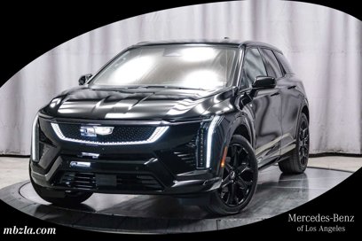 Used 2025 Cadillac Optiq Sport 2 w/ LPO, ONYX Package