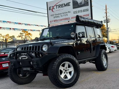 Used 2011 Jeep Wrangler Unlimited Rubicon w/ Connectivity Group