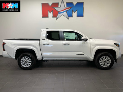 New 2025 Toyota Tacoma SR5