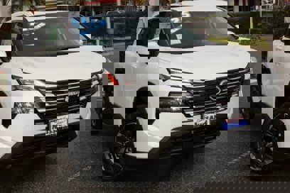 New 2025 Nissan Rogue SV