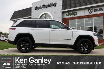 New 2025 Jeep Grand Cherokee Limited w/ Black Appearance Package